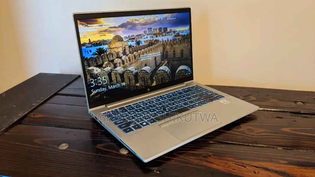 Laptop HP EliteBook 840 G7 16GB Intel Core i7 SSD 1T