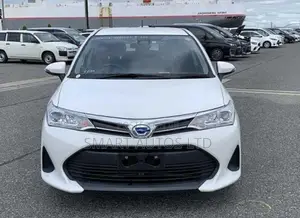Toyota Corolla Fielder 1.5 Hybrid FWD 2021 Pearl
