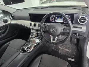 Mercedes-Benz E200 2018