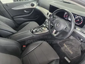 Mercedes-Benz E200 2018