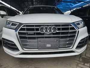 Audi Q5 2.0T Premium AWD quattro 2019 Pearl