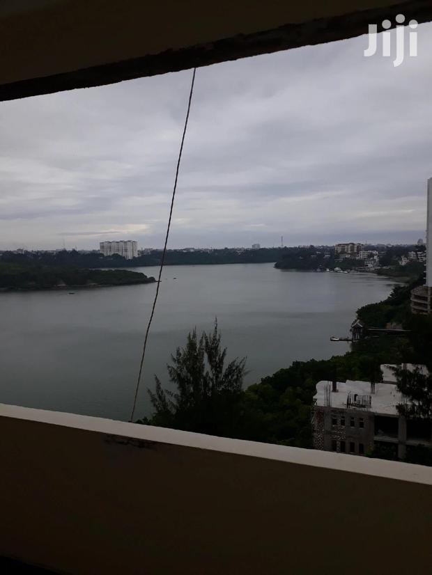 3 Bedrooms Flats For Sale - thumbnail 6