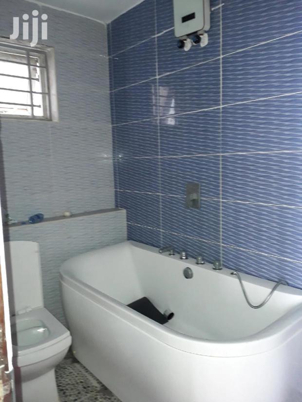 3 Bedrooms Flats For Sale - thumbnail 9