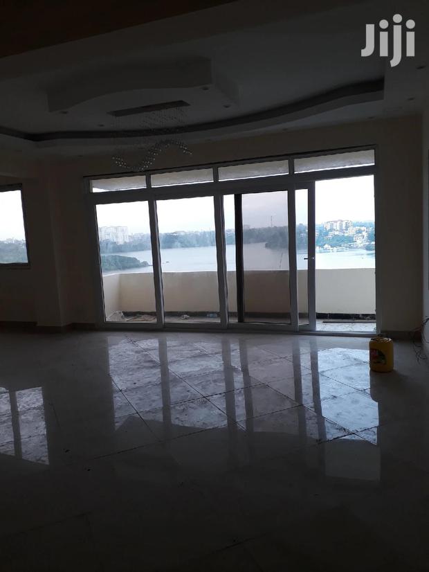 3 Bedrooms Flats For Sale - thumbnail 8