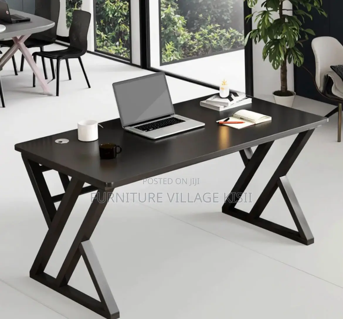 Generic Luxury Home/Office Desk