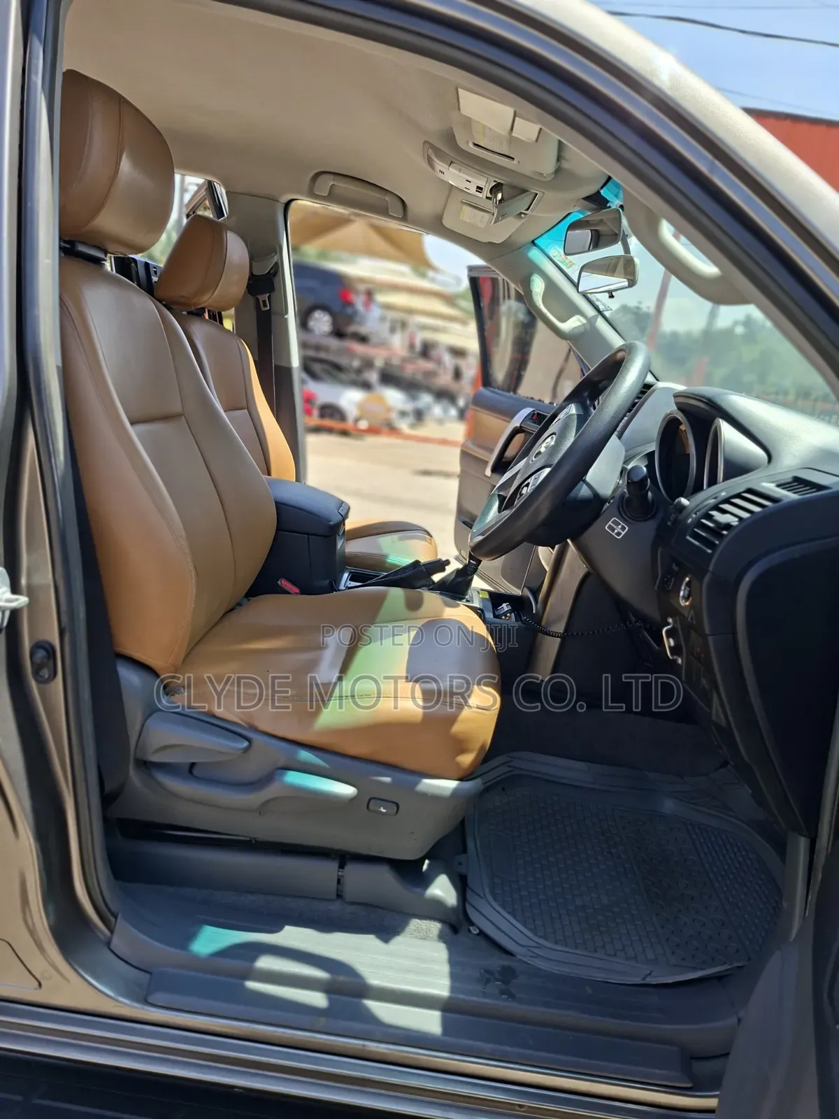 Toyota Land Cruiser Prado 2011 Gray