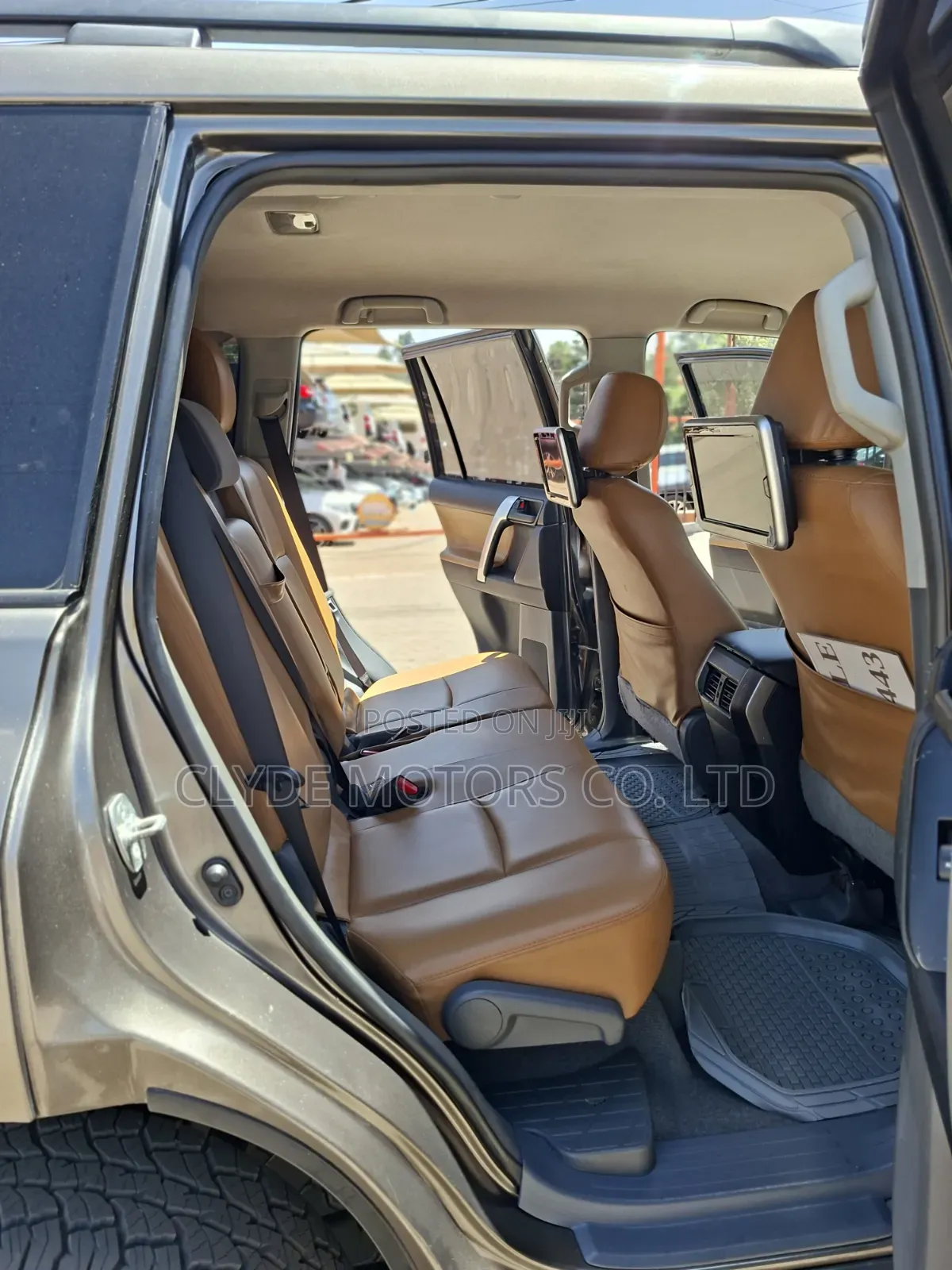 Toyota Land Cruiser Prado 2011 Gray