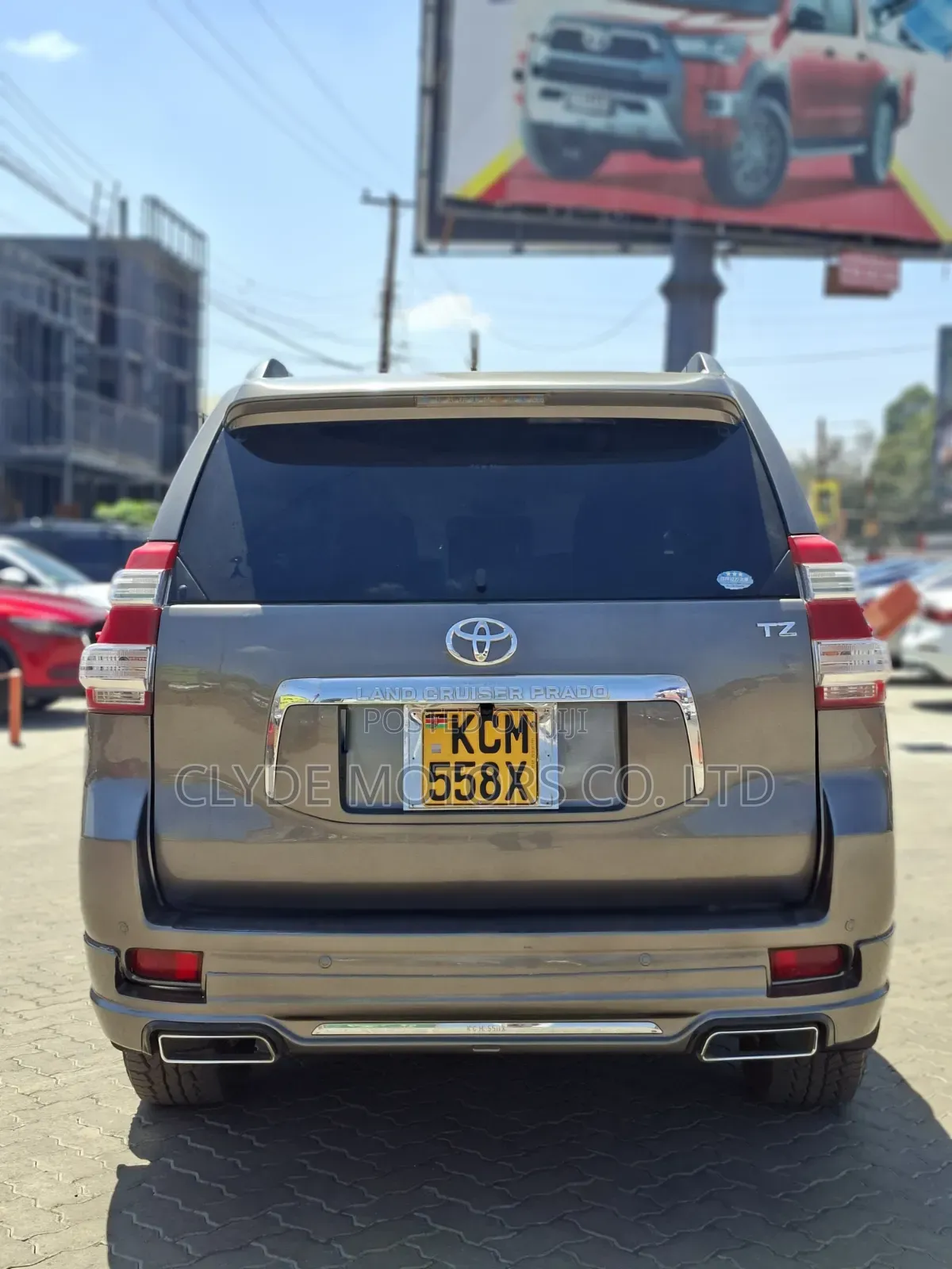 Toyota Land Cruiser Prado 2011 Gray