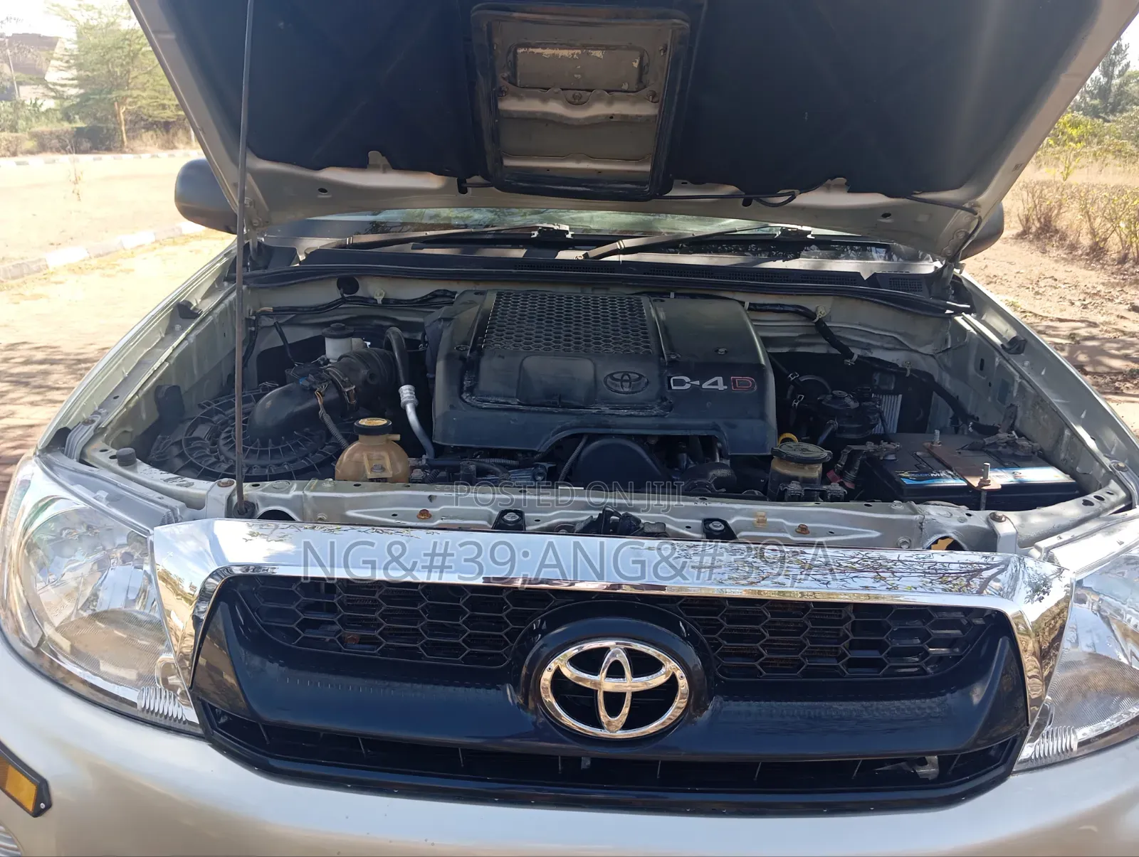 Toyota Hilux 2011 Beige