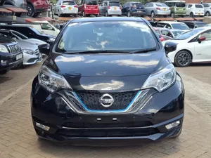 Nissan Note 1.2 Hybrid 2019 Black