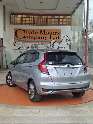 Honda Fit 2019 Silver