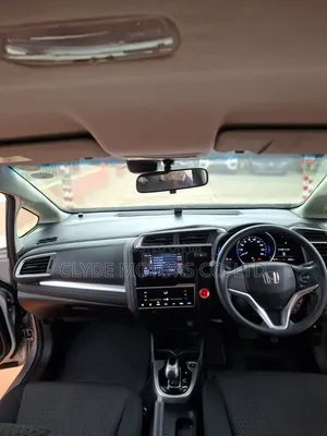 Honda Fit 2019 Silver