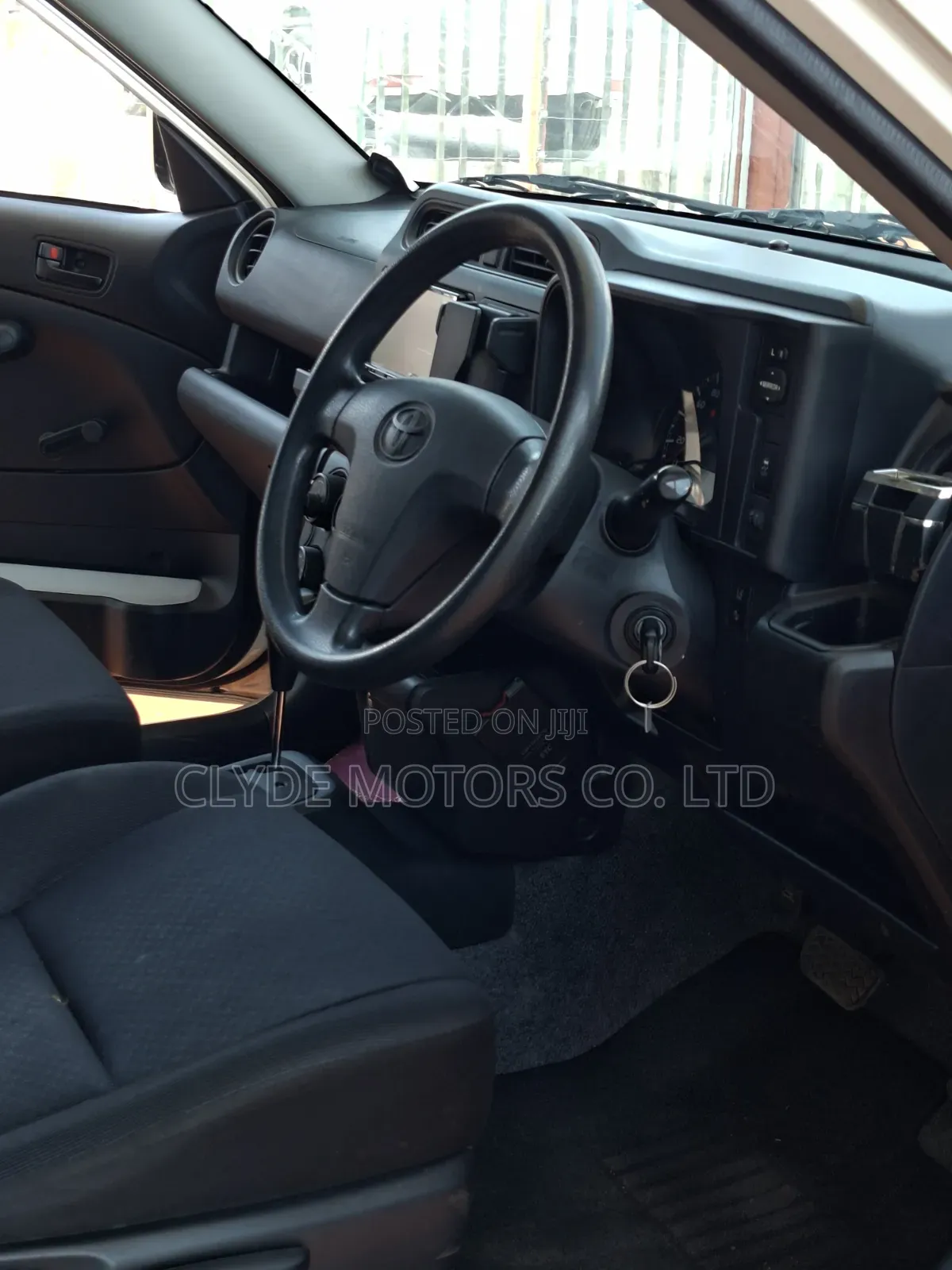 Toyota Probox 1.3 DX 2WD 2019 White