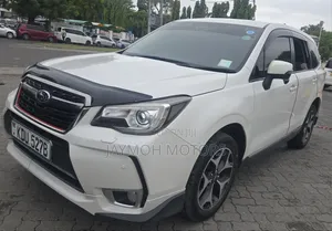 Subaru Forester 2018 Off white