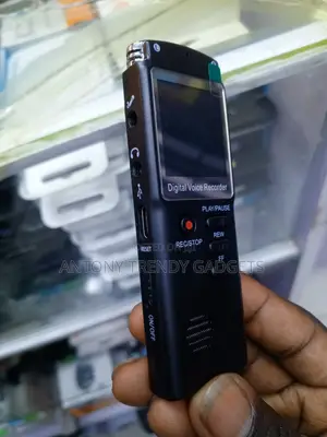 8GB Digital Voice Recorder With MP3 Player