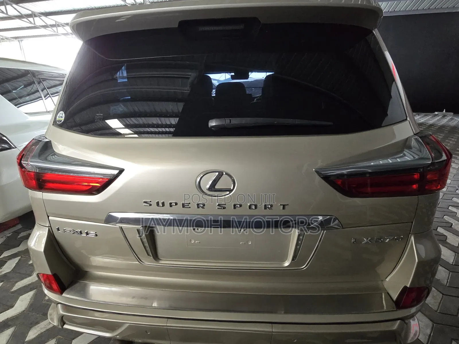 Lexus LX 2020 Brown