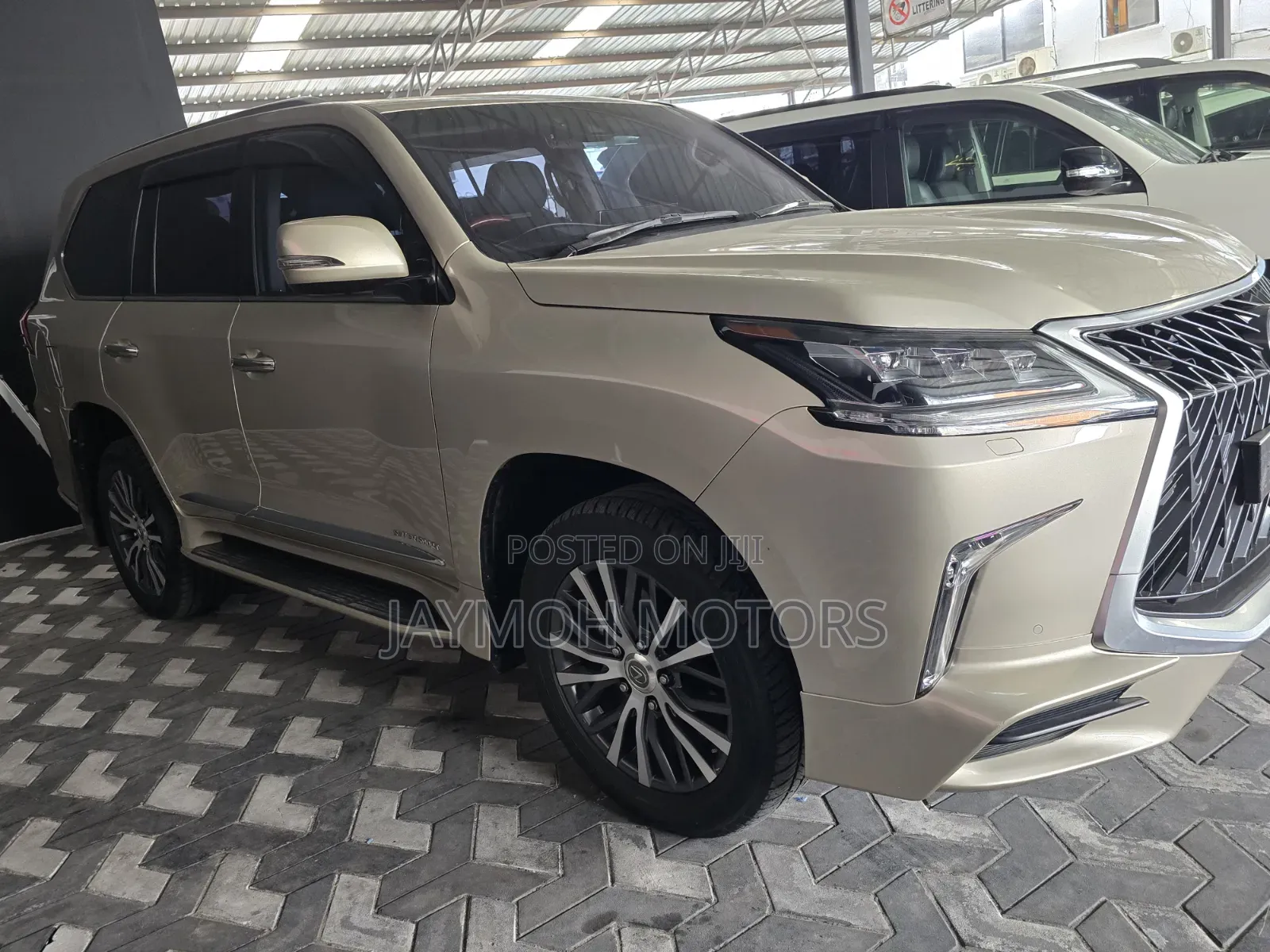 Lexus LX 2020 Brown