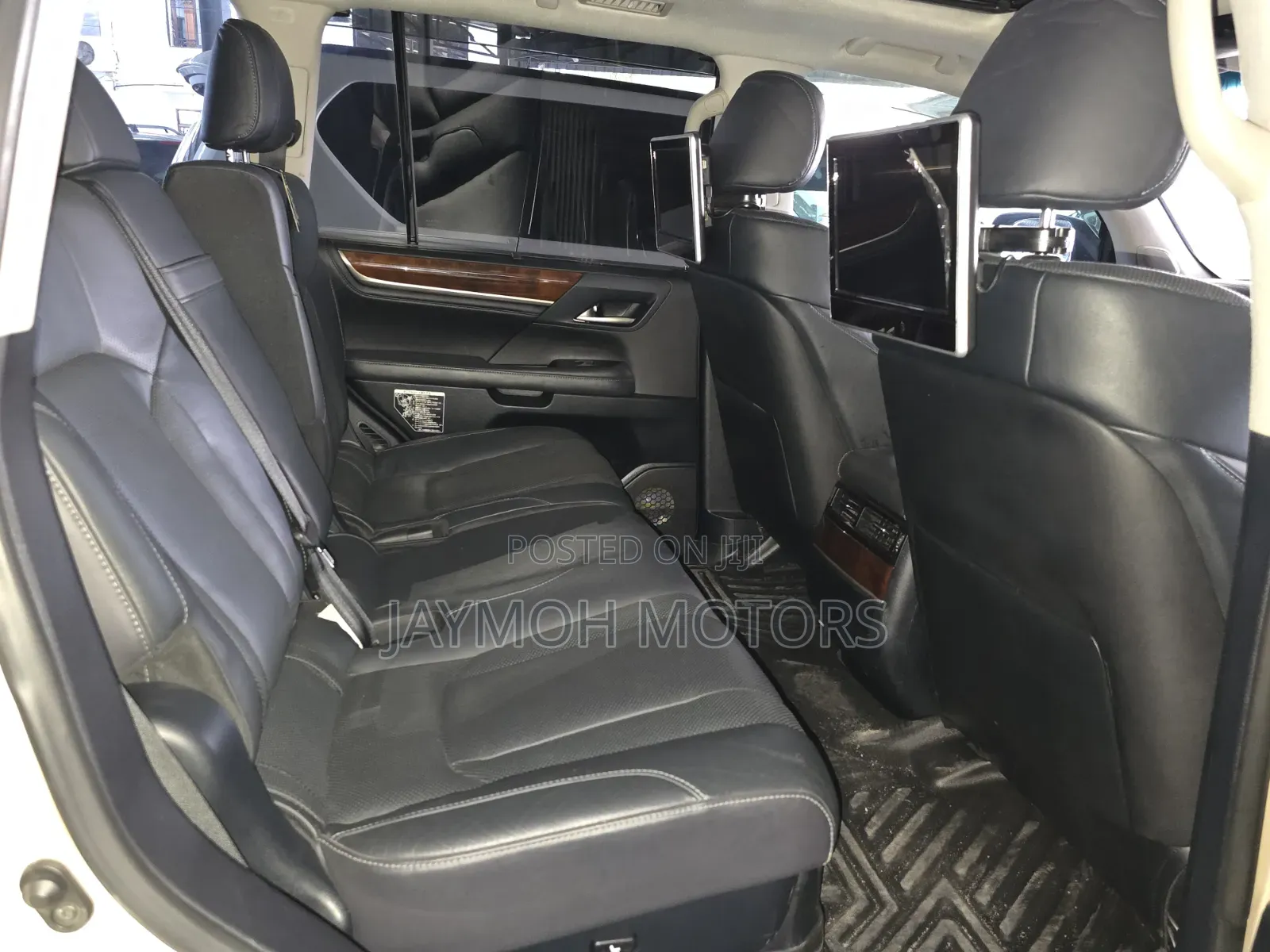 Lexus LX 2020 Brown