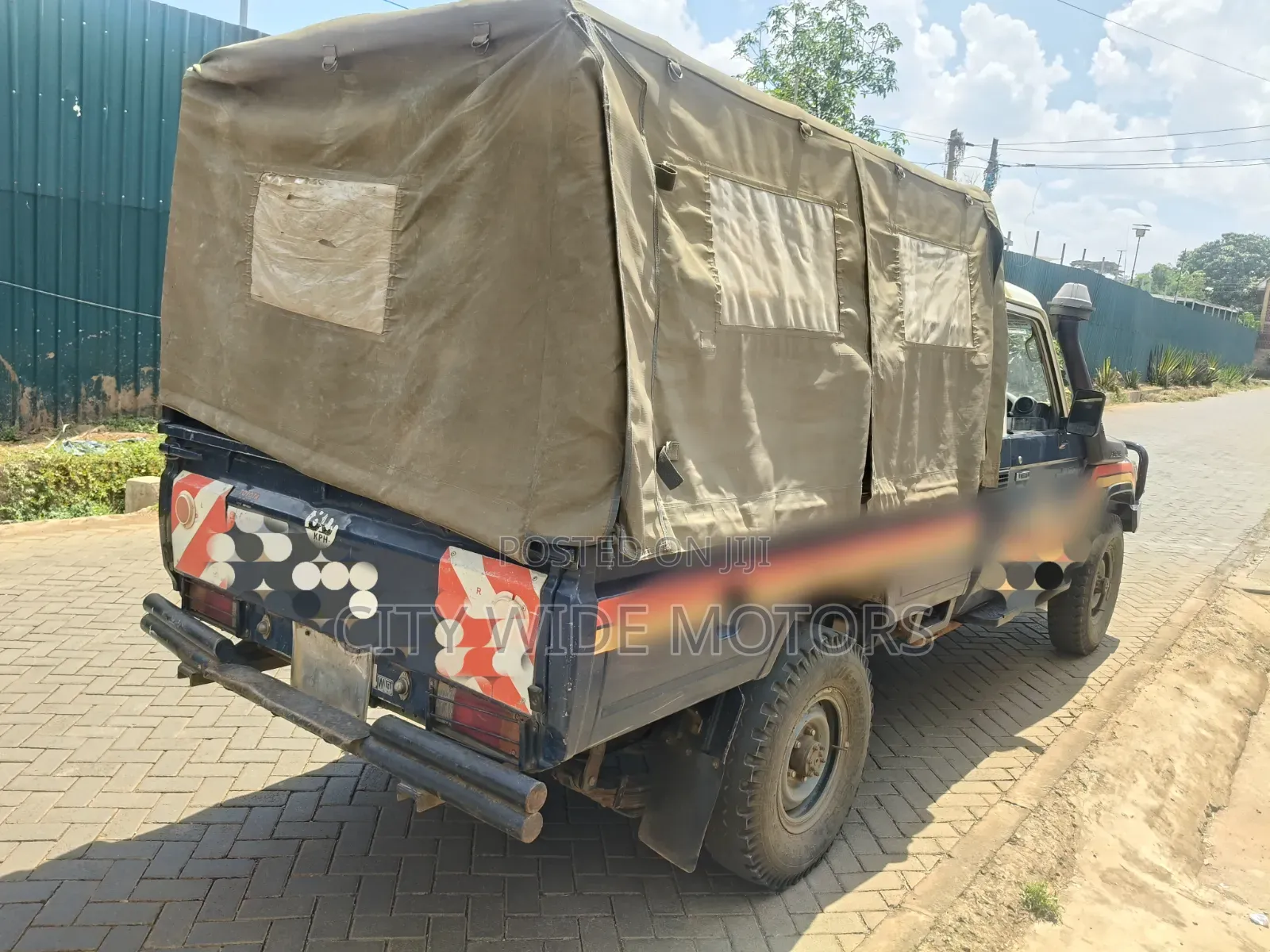 Toyota Land Cruiser 79 Series 2018 Blue