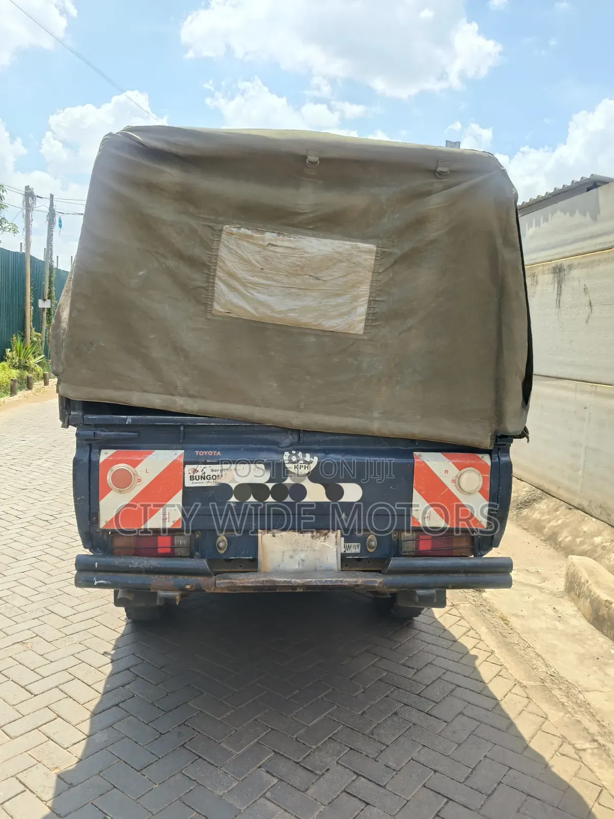 Toyota Land Cruiser 79 Series 2018 Blue