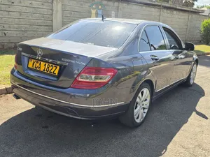 Mercedes-Benz C200 2007 Gray
