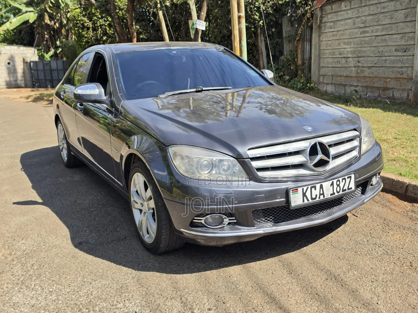 Mercedes-Benz C200 2007 Gray