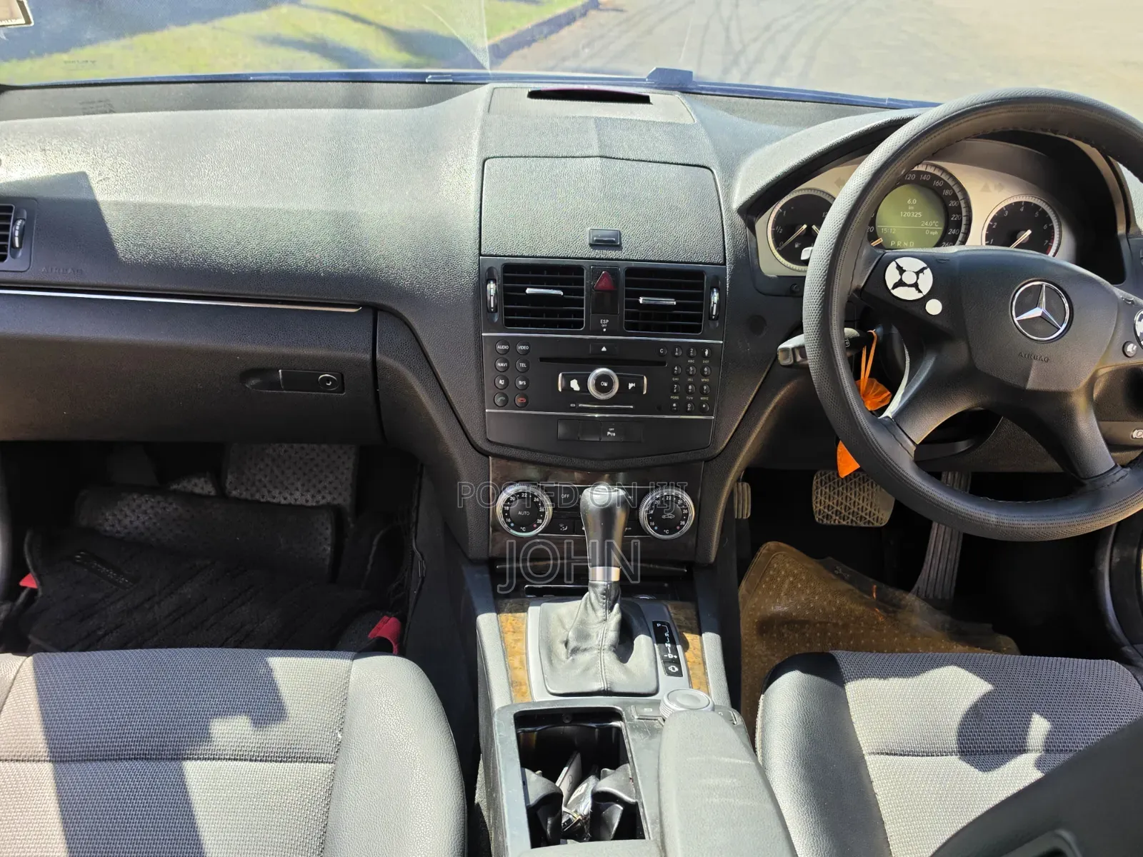 Mercedes-Benz C200 2007 Gray