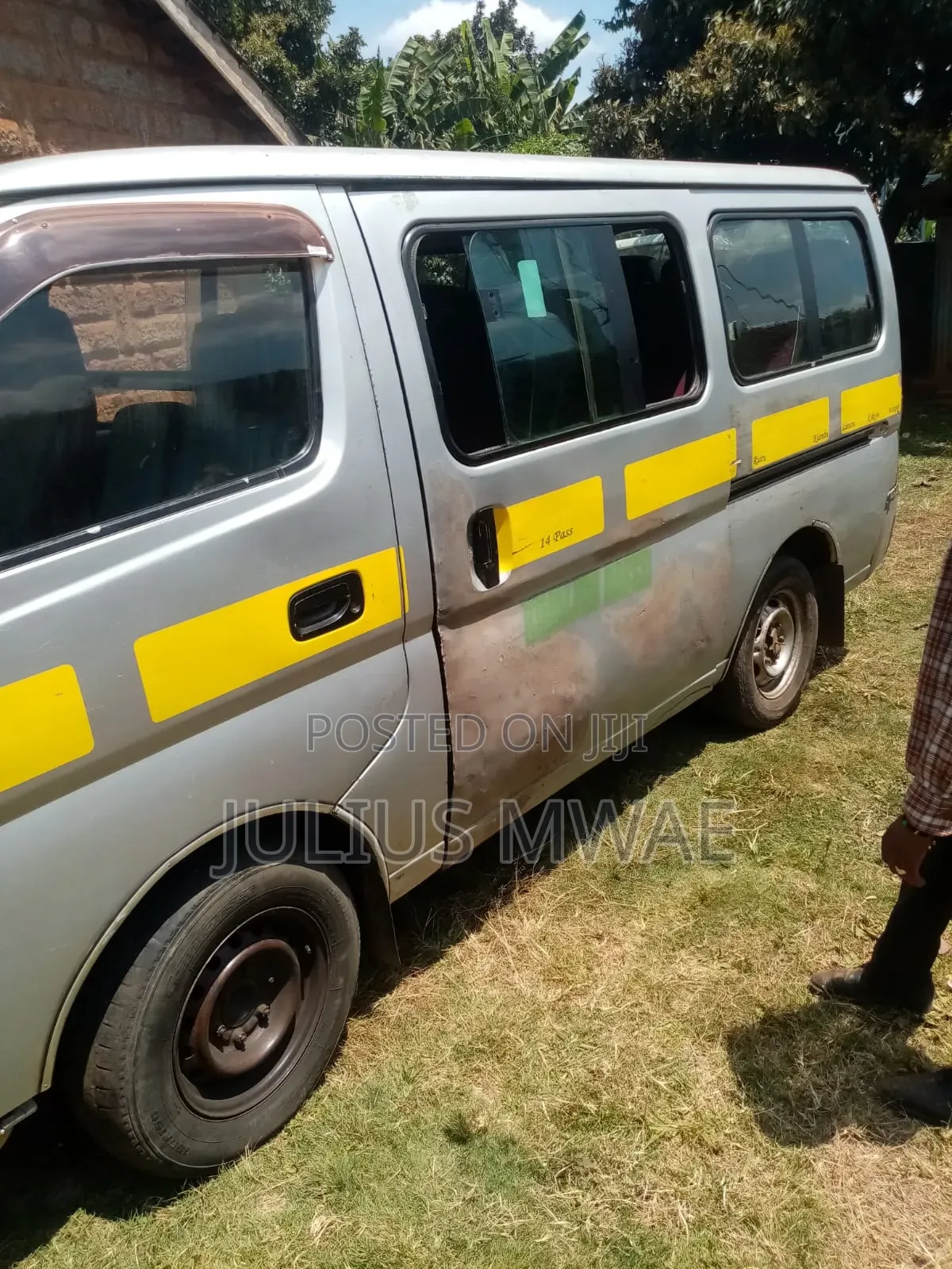 Nissan Caravan (Urvan) 2009 Silver