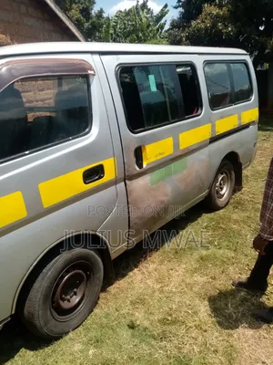 Nissan Caravan (Urvan) 2009 Silver