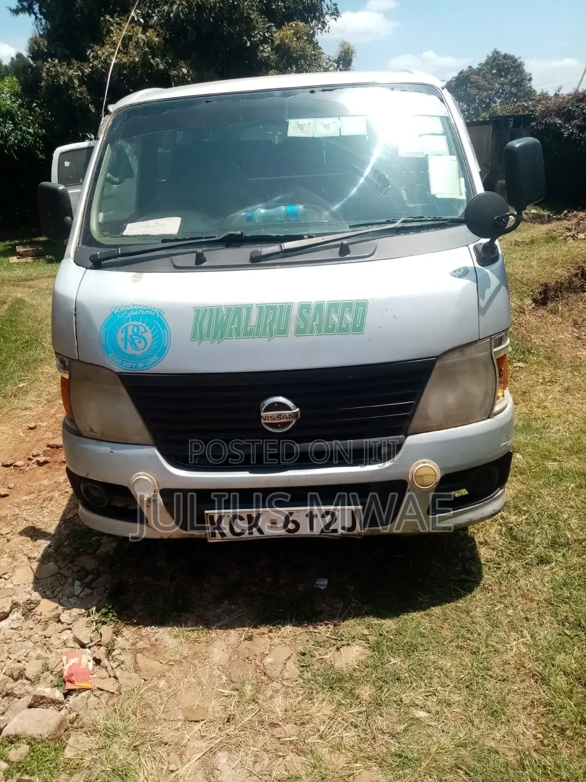 Nissan Caravan (Urvan) 2009 Silver