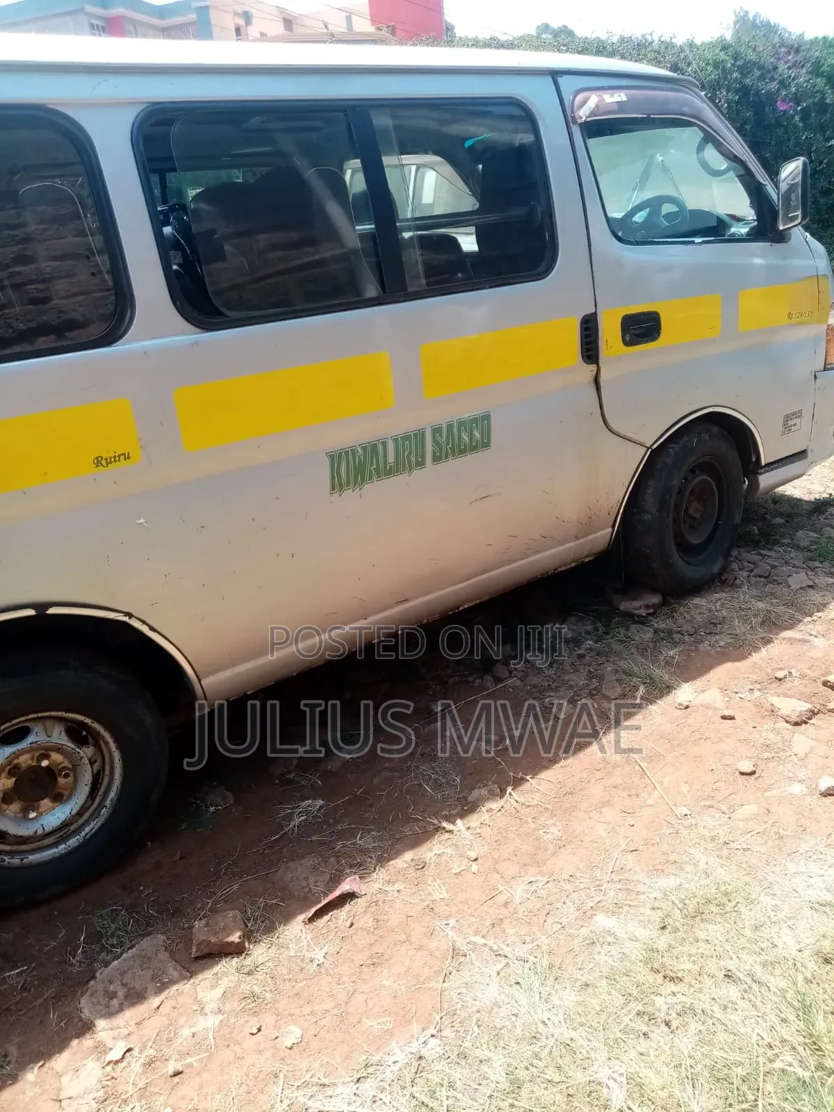 Nissan Caravan (Urvan) 2009 Silver