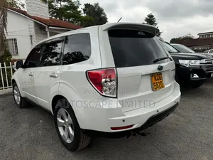 Subaru Forester 2009 White