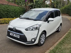 Toyota Sienta 1.5 FWD 2017 Pearl