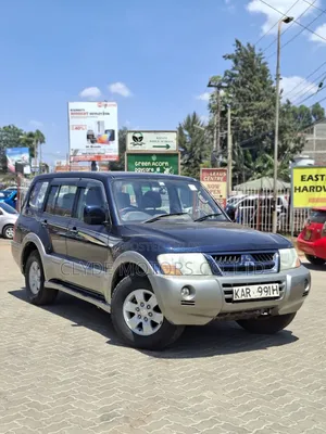 Mitsubishi Pajero 2003 Blue