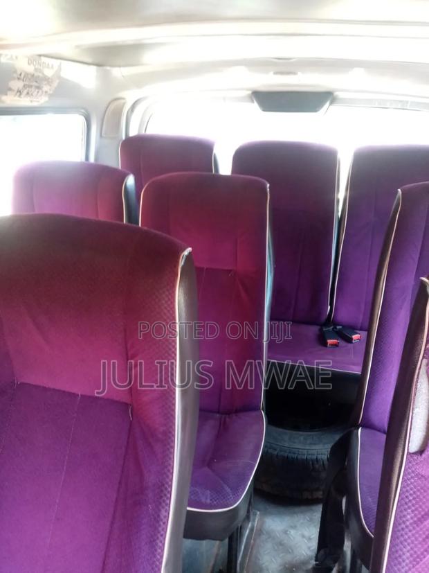 Nissan Caravan (Urvan) 2009 White - thumbnail 5