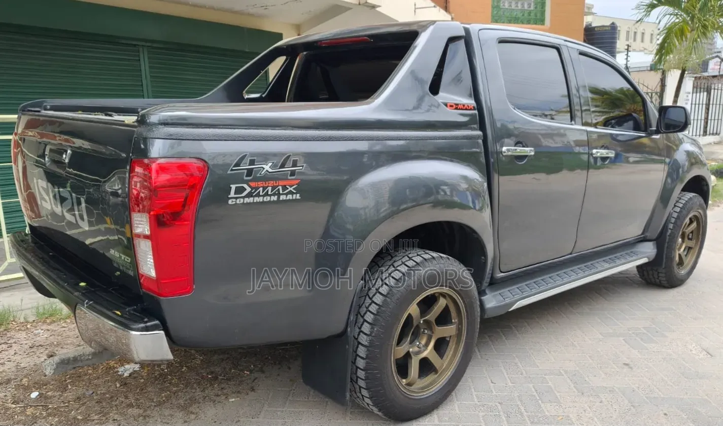 Isuzu D-MAX 2019 Gray