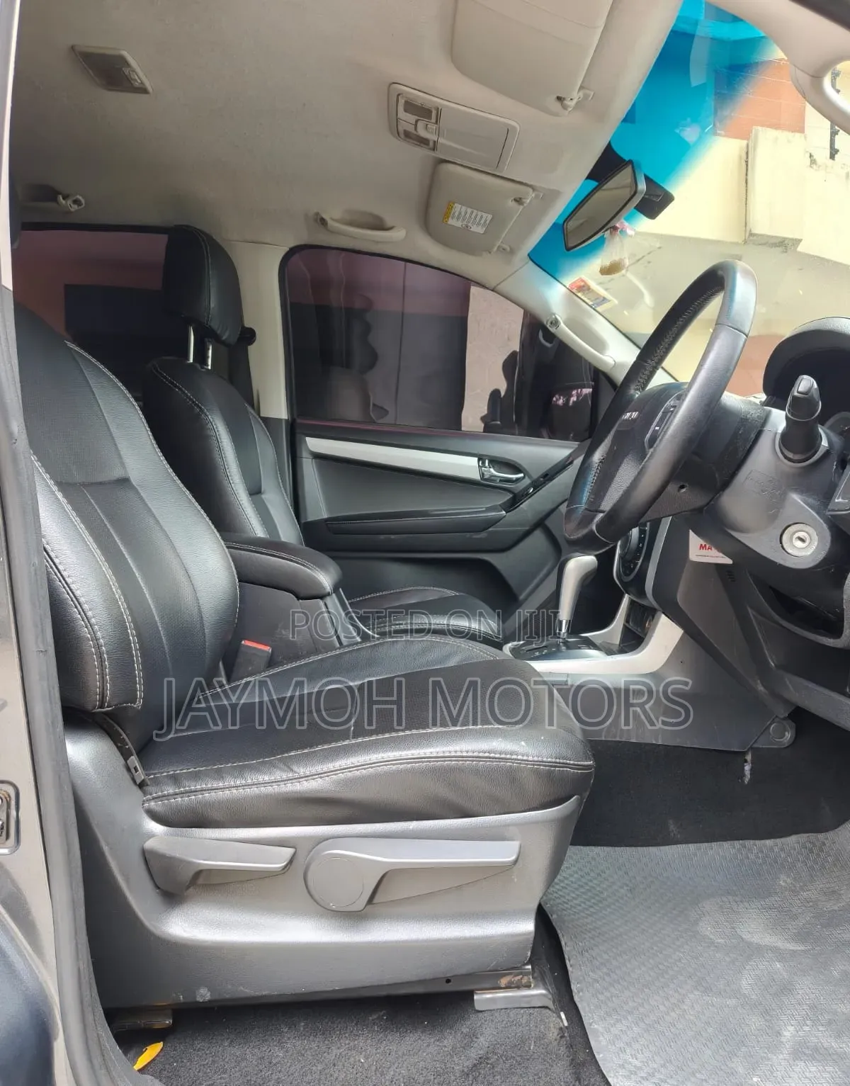 Isuzu D-MAX 2019 Gray