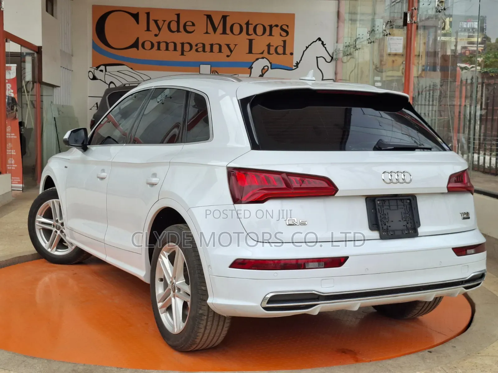 Audi Q5 2.0T Tech Premium AWD quattro 2018 White