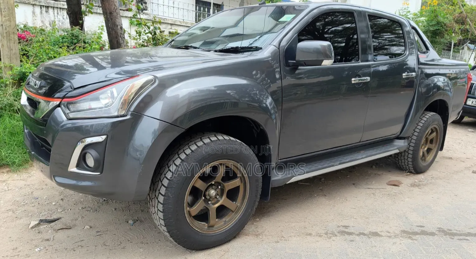 Isuzu D-MAX 2019 Gray