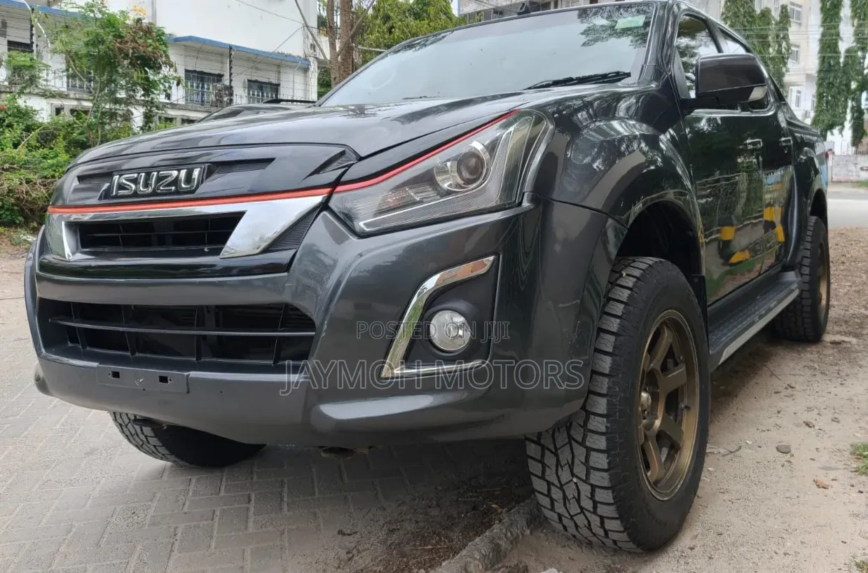 Isuzu D-MAX 2019 Gray