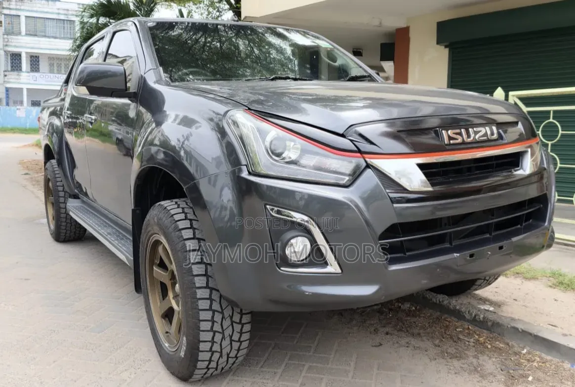 Isuzu D-MAX 2019 Gray