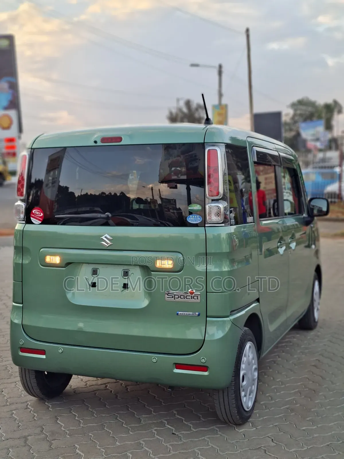 Suzuki Spacia 2019 Green