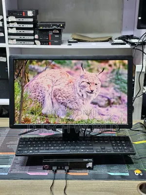 Desktop Computer Lenovo ThinkCentre M93p 4GB Intel Core i3 SSD 128GB