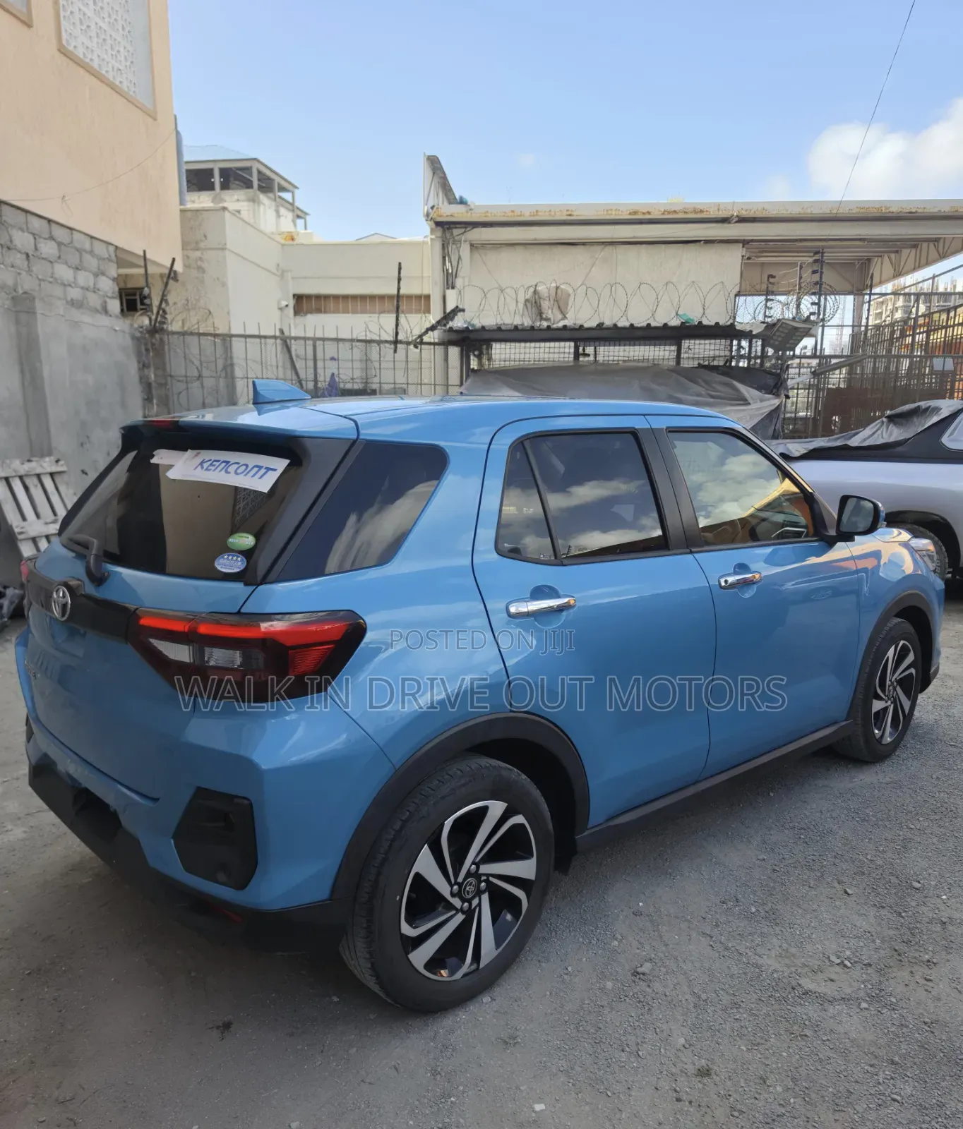 Toyota Raize 2020 Blue