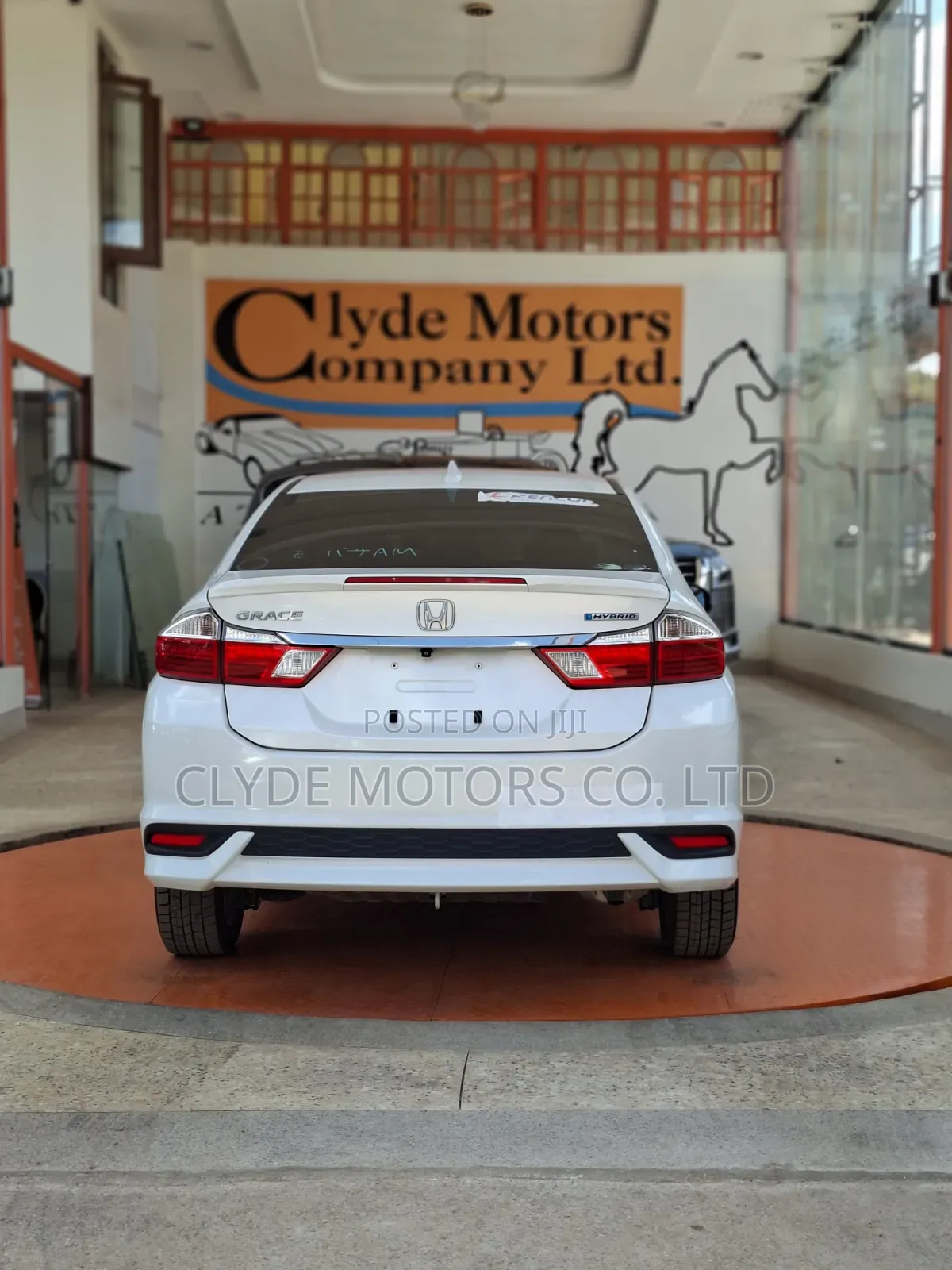Honda Grace 2019 White