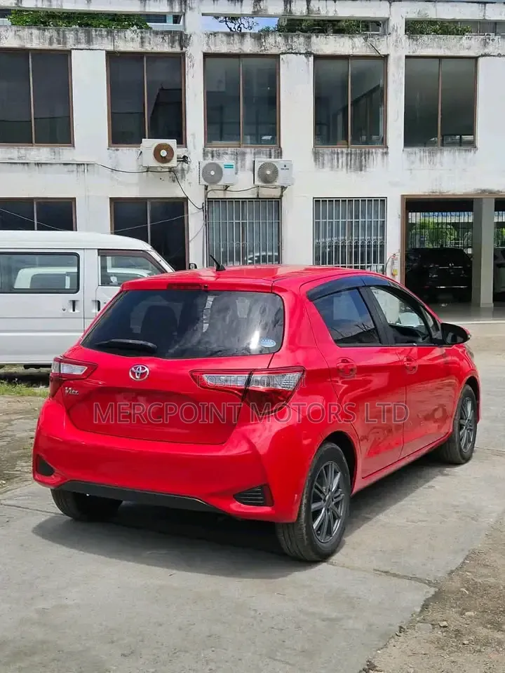 Toyota Vitz 2019 Red