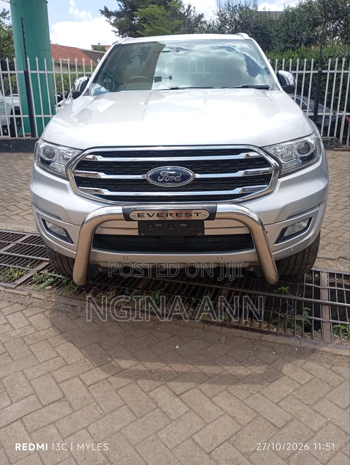 Ford Everest 2019 Silver