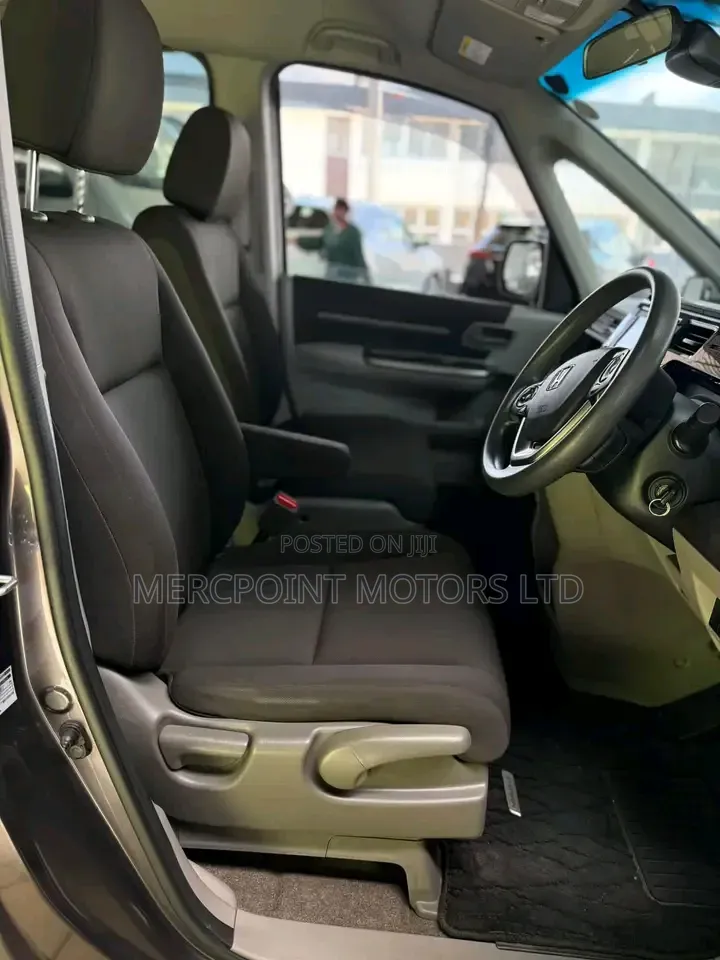 Honda Stepwgn 2019 Gray