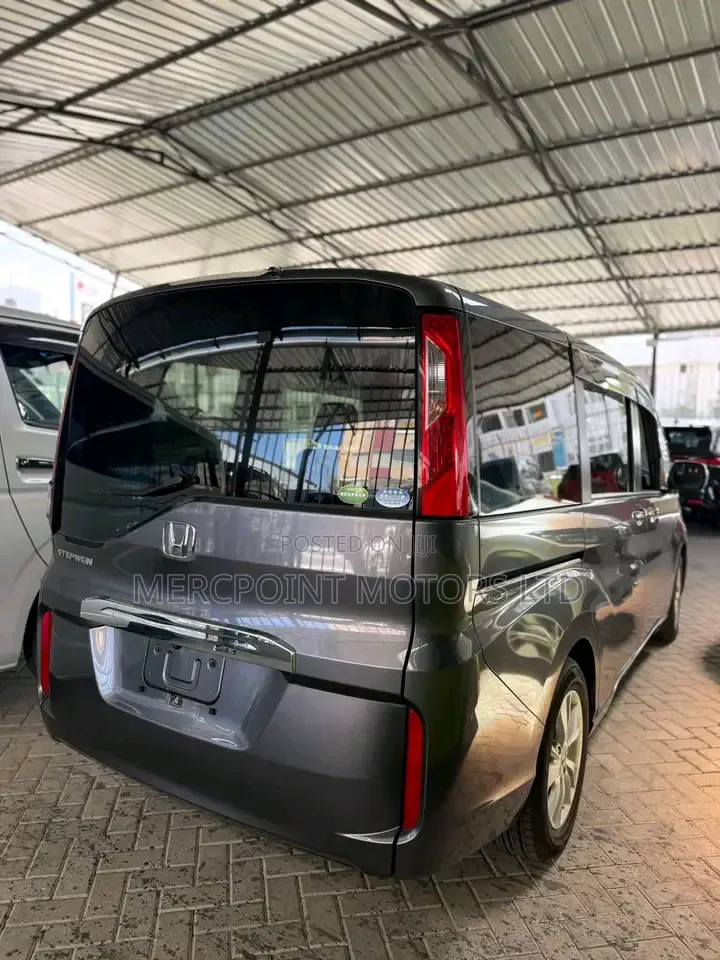 Honda Stepwgn 2019 Gray