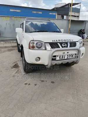 Nissan Hardbody 2006 White